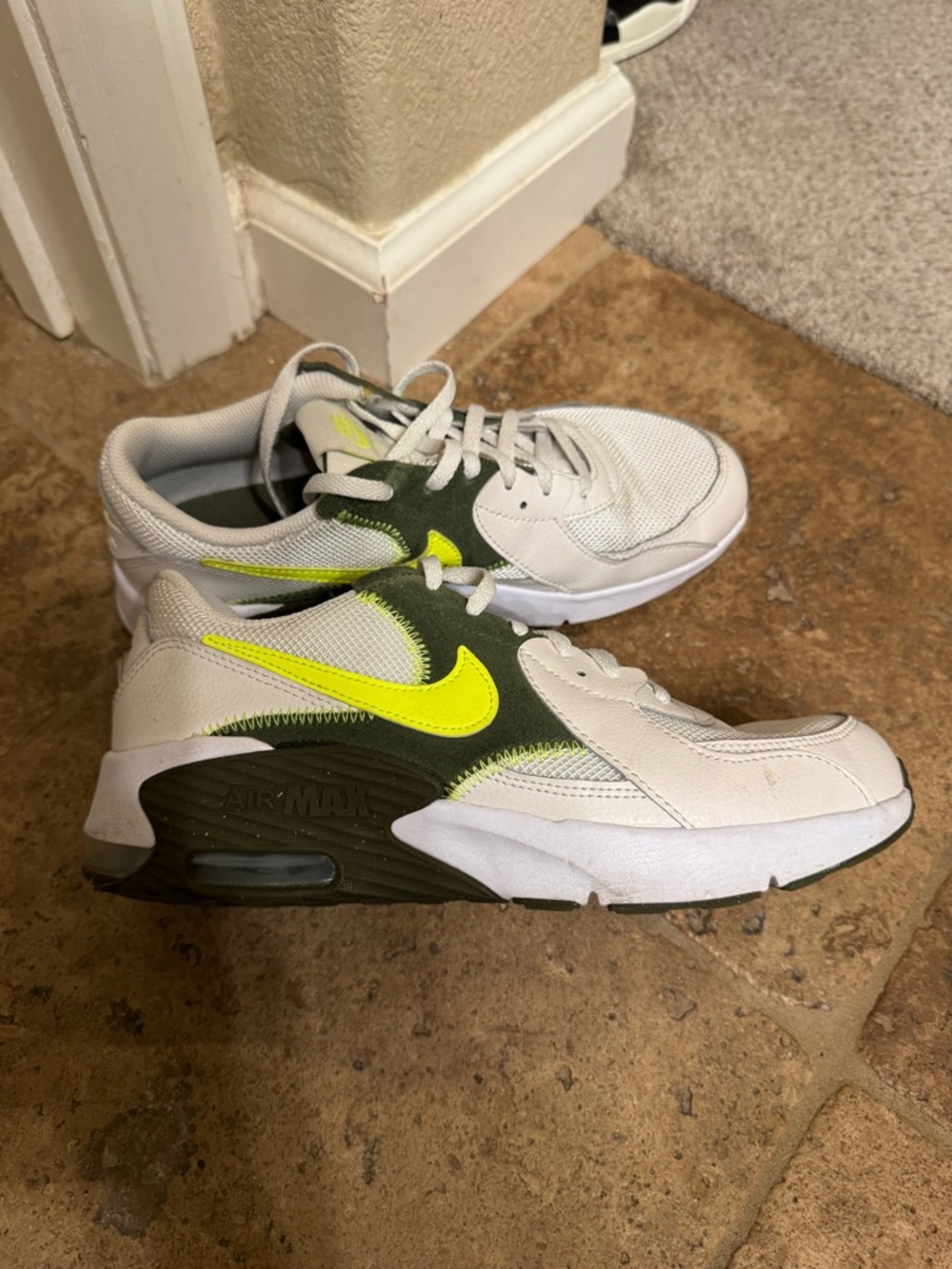Nike Air Max Excee Sneakers in Beige, Dark Green and Lime Green
